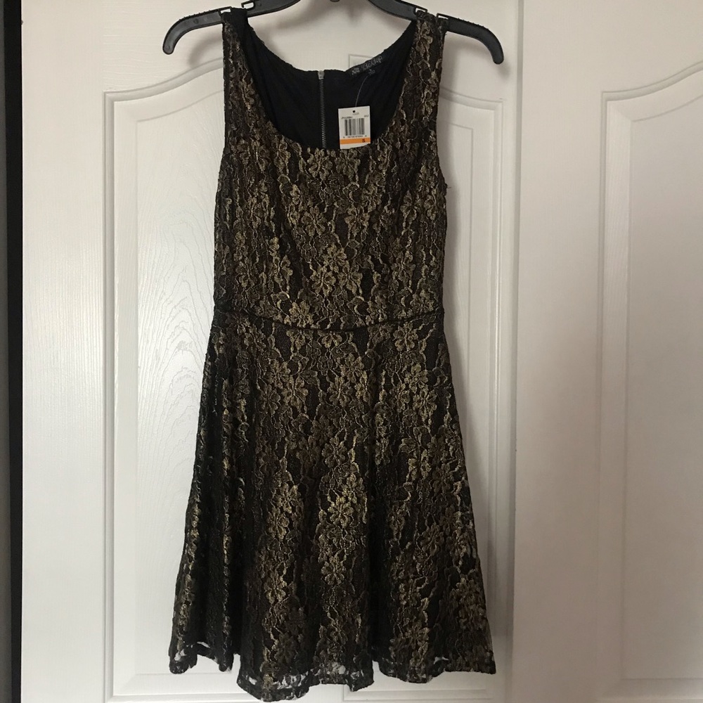 Gold and black laced dress